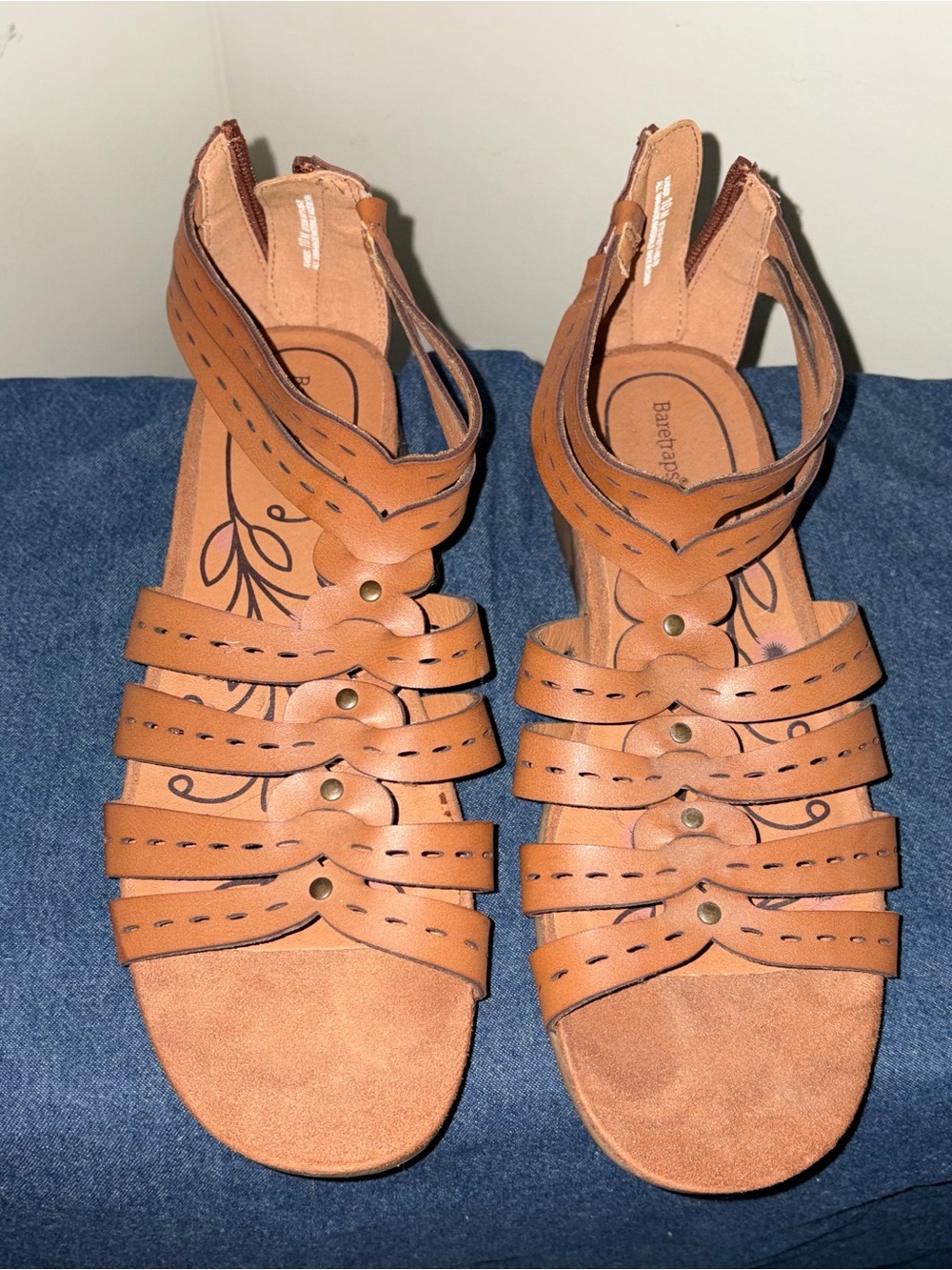 BareTraps Kaiser Women's Tan Multi‑Strap Gladiator Sandals 10W